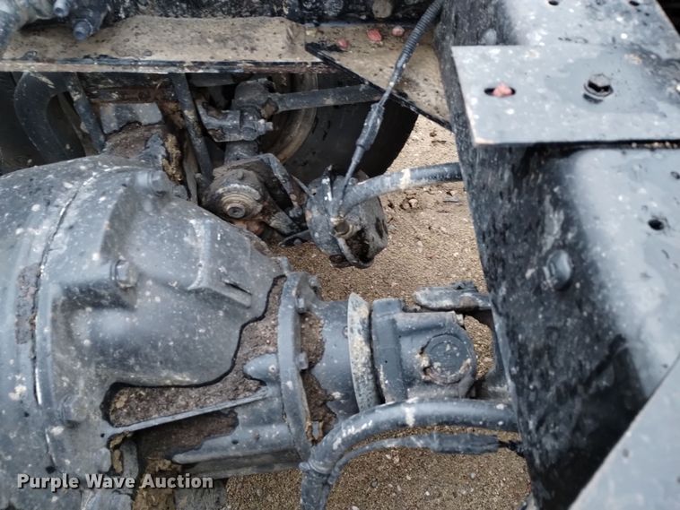 image for item DK8899 2011 International ProStar 122  semi truck