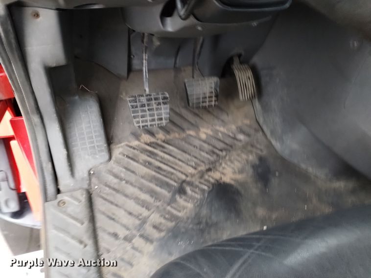 image for item DK8899 2011 International ProStar 122  semi truck