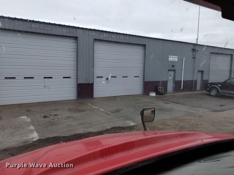 image for item DK8899 2011 International ProStar 122  semi truck