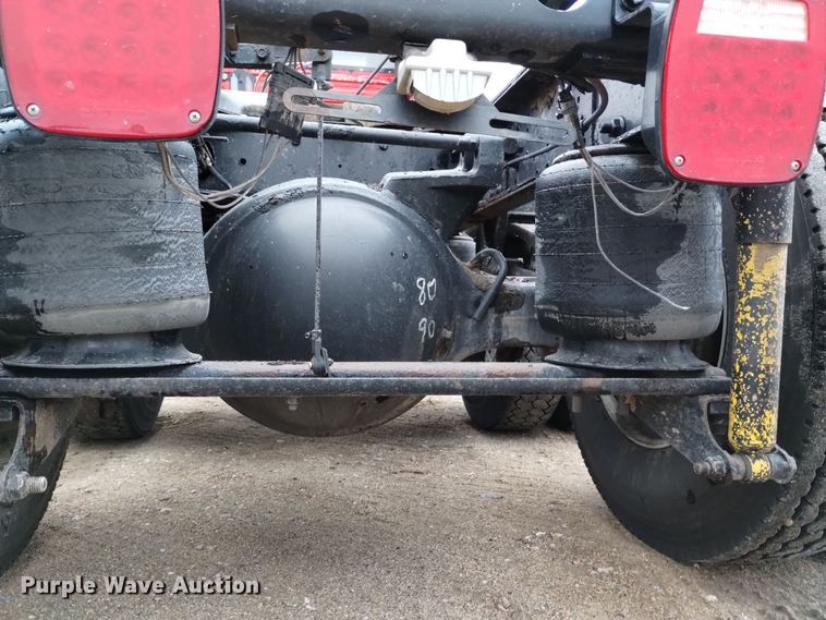 image for item DK8899 2011 International ProStar 122  semi truck