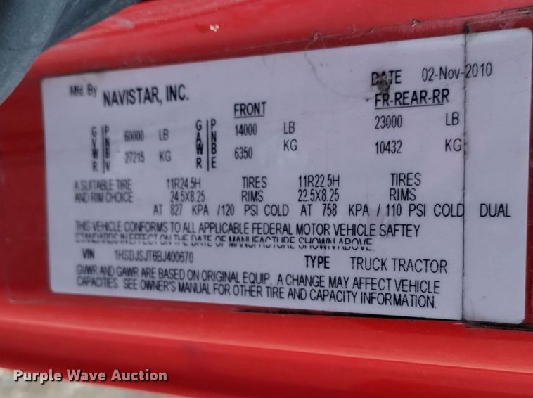 image for item DK8899 2011 International ProStar 122  semi truck