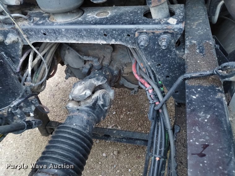 image for item DK8900 2011 International ProStar 122  semi truck