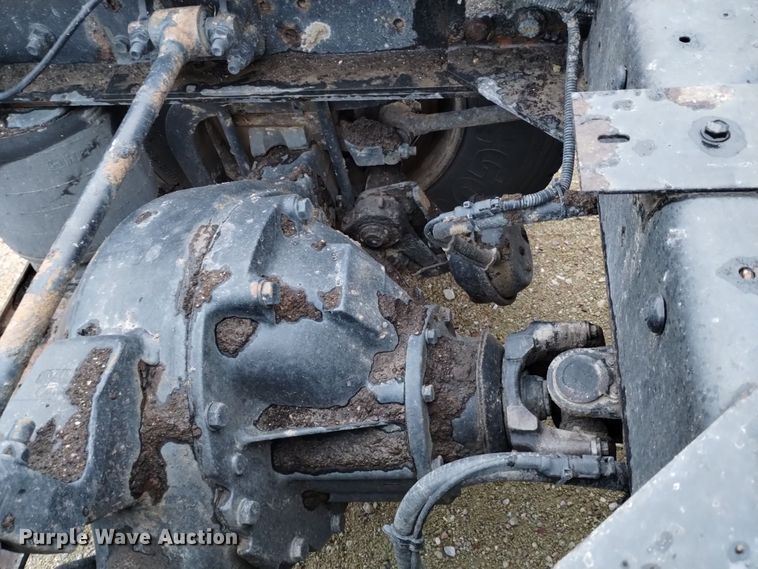 image for item DK8900 2011 International ProStar 122  semi truck