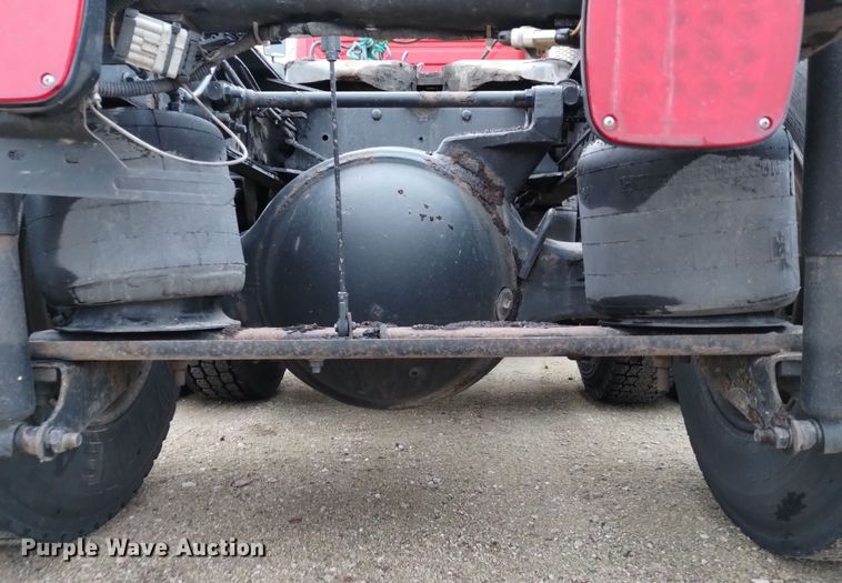 image for item DK8900 2011 International ProStar 122  semi truck