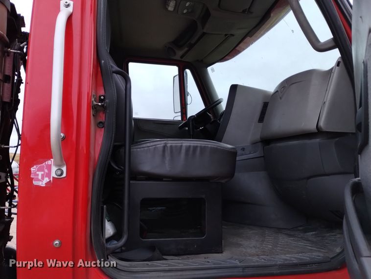 image for item DK8900 2011 International ProStar 122  semi truck