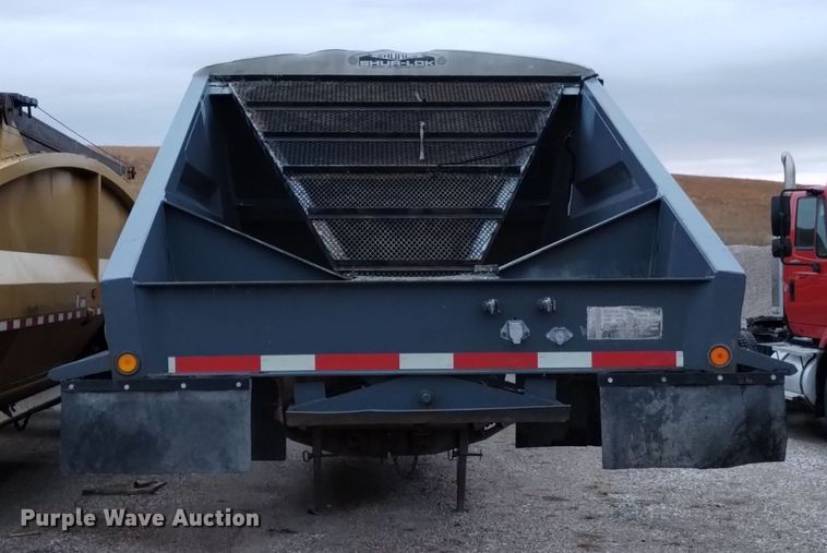 image for item DK8901 1996 Corn Belt Mfg. S-4202  bottom dump trailer