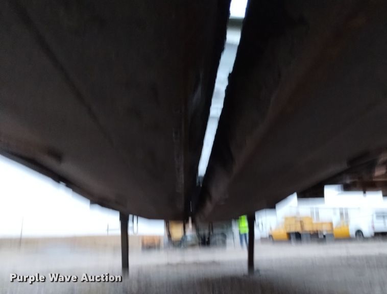 image for item DK8901 1996 Corn Belt Mfg. S-4202  bottom dump trailer