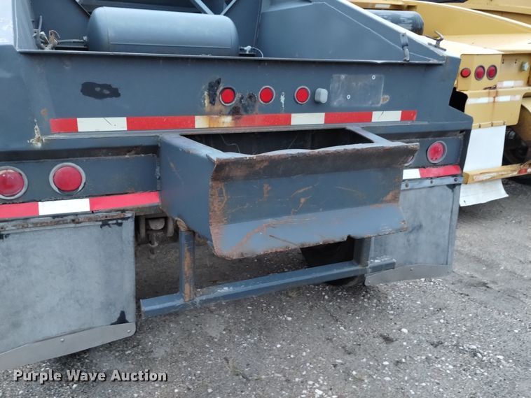 image for item DK8901 1996 Corn Belt Mfg. S-4202  bottom dump trailer