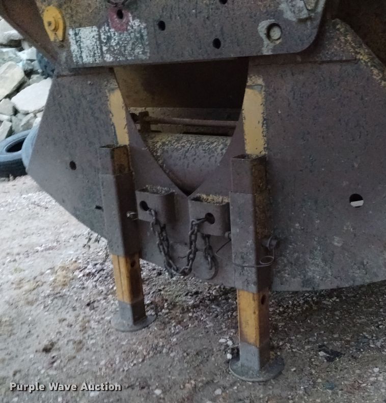 image for item DK8902 2006 Load King 2066D-37-2  bottom dump trailer