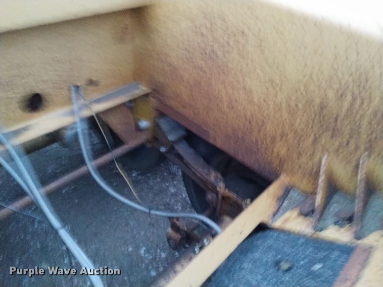 image for item DK8902 2006 Load King 2066D-37-2  bottom dump trailer