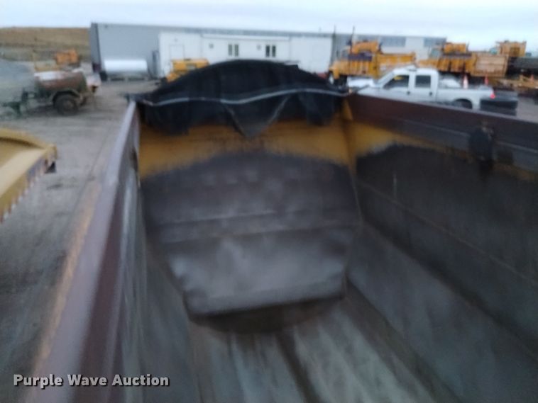 image for item DK8902 2006 Load King 2066D-37-2  bottom dump trailer