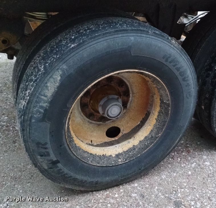 image for item DK8903 2006 Load King 2066D-37-2  bottom dump trailer