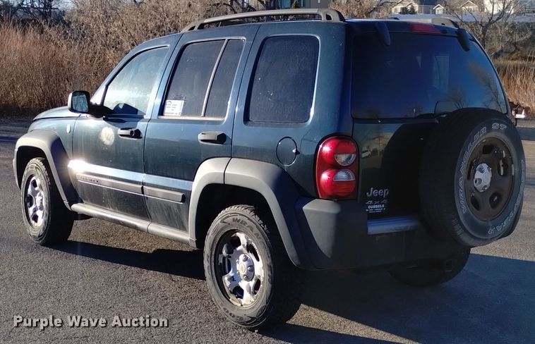 image for item DK8909 2006 Jeep Liberty  SUV