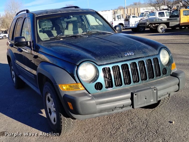 image for item DK8909 2006 Jeep Liberty  SUV