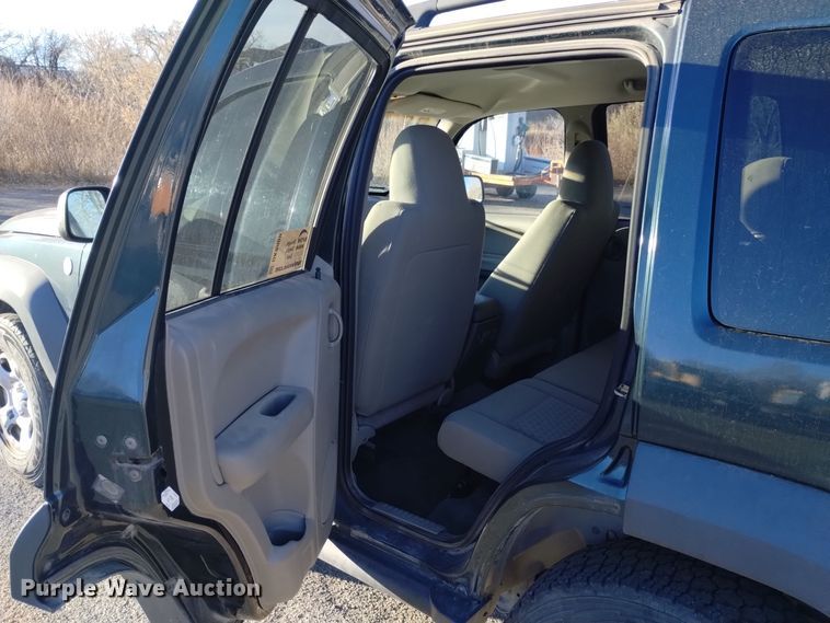 image for item DK8909 2006 Jeep Liberty  SUV