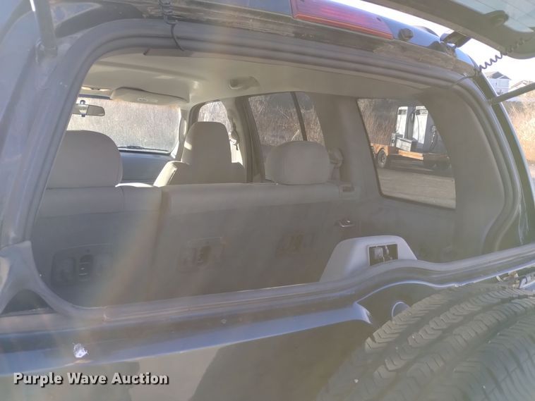 image for item DK8909 2006 Jeep Liberty  SUV