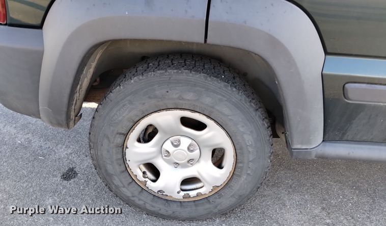 image for item DK8909 2006 Jeep Liberty  SUV