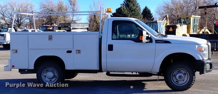 image for item DK8911 2012 Ford F250 Super Duty  utility bed pickup truck