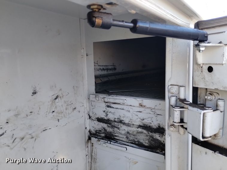 image for item DK8911 2012 Ford F250 Super Duty  utility bed pickup truck