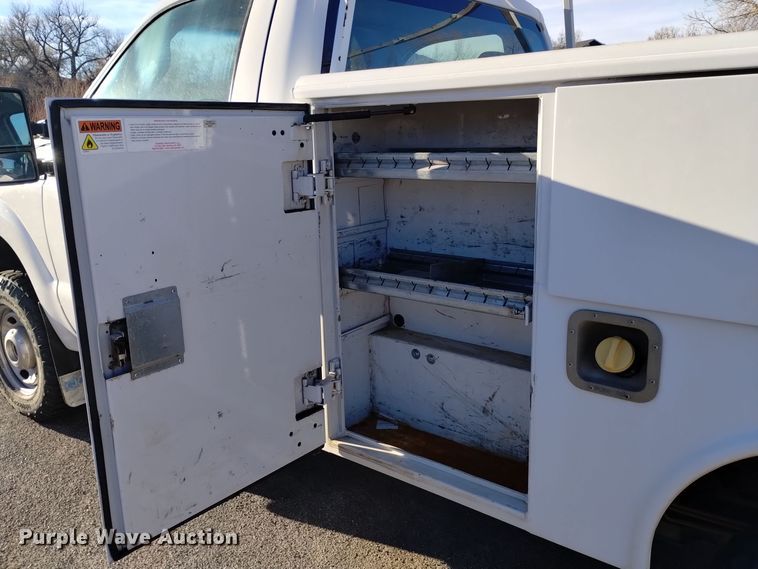 image for item DK8911 2012 Ford F250 Super Duty  utility bed pickup truck