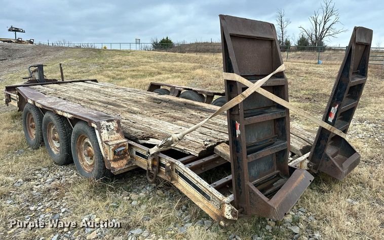 image for item DO5170 1985 Trail King TK18U-2000  equipment trailer