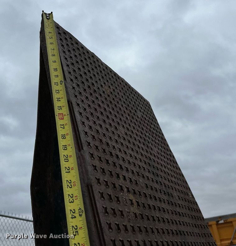 image for item DO5170 1985 Trail King TK18U-2000  equipment trailer