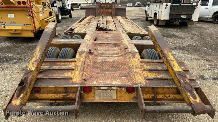 image for item DO5172 1973 Hyster Lowboy  equipment trailer
