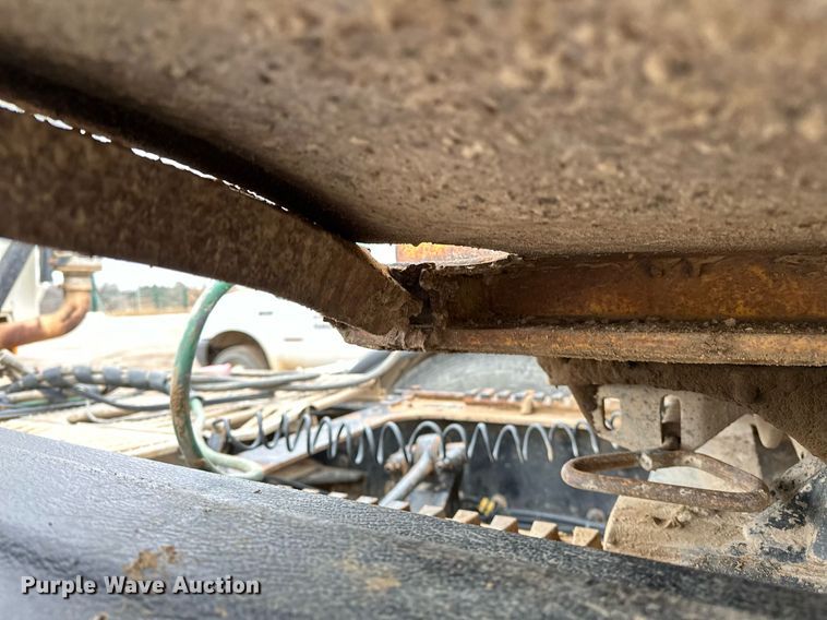 image for item DO5172 1973 Hyster Lowboy  equipment trailer