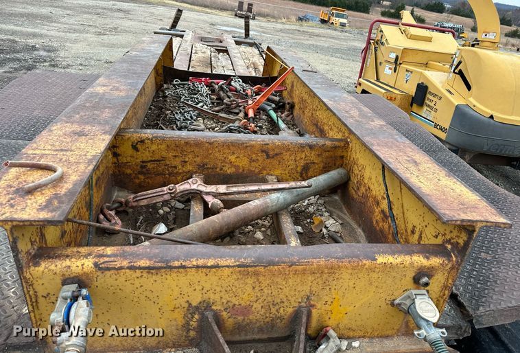 image for item DO5172 1973 Hyster Lowboy  equipment trailer