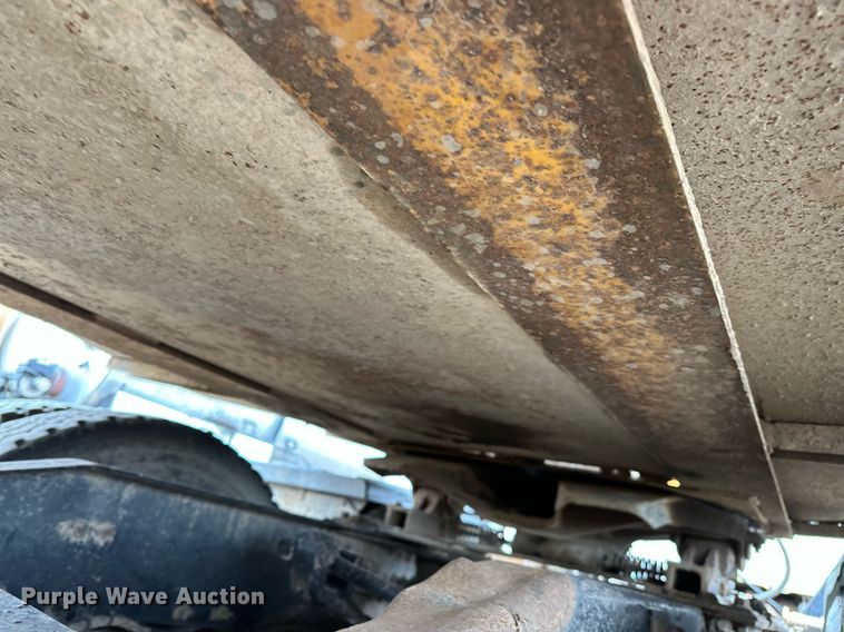 image for item DO5172 1973 Hyster Lowboy  equipment trailer