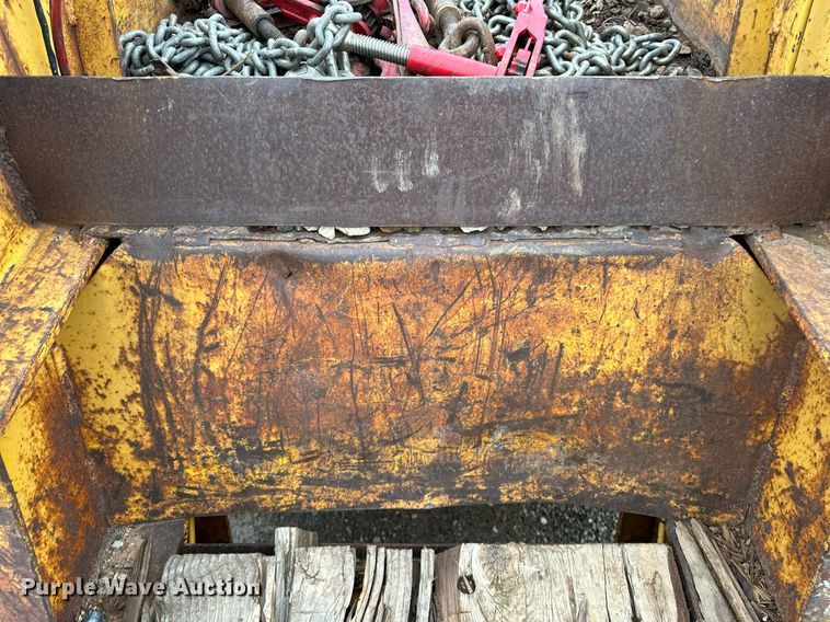 image for item DO5172 1973 Hyster Lowboy  equipment trailer