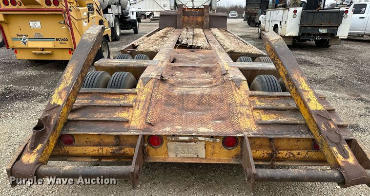 image for item DO5172 1973 Hyster Lowboy  equipment trailer
