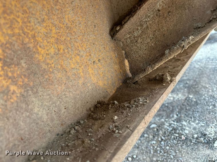 image for item DO5172 1973 Hyster Lowboy  equipment trailer