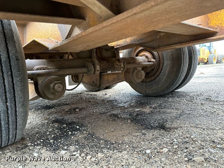 image for item DO5172 1973 Hyster Lowboy  equipment trailer