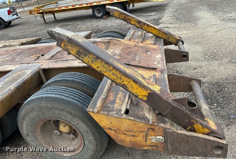 image for item DO5172 1973 Hyster Lowboy  equipment trailer