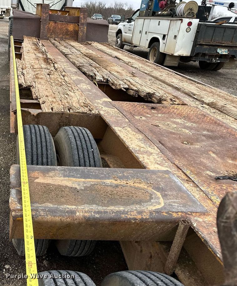 image for item DO5172 1973 Hyster Lowboy  equipment trailer