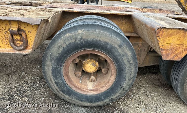 image for item DO5172 1973 Hyster Lowboy  equipment trailer