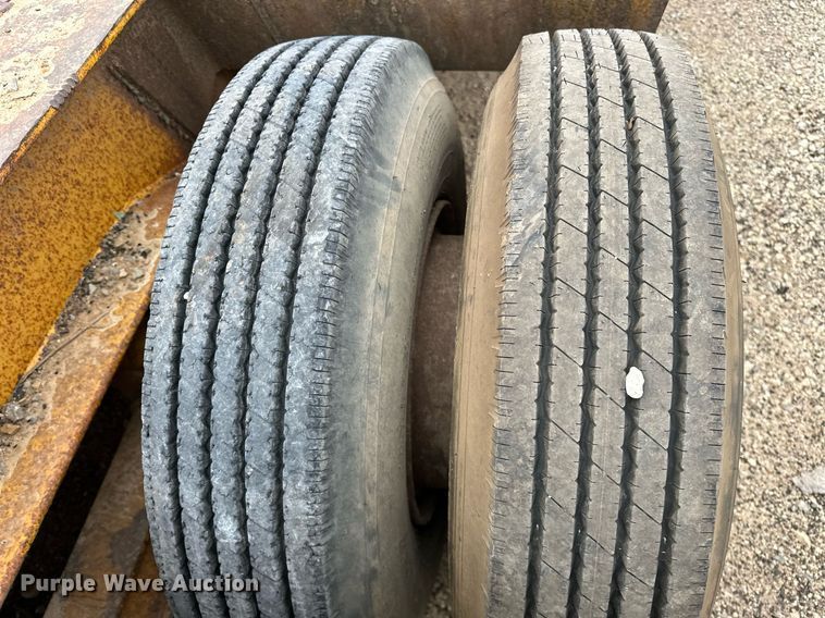 image for item DO5172 1973 Hyster Lowboy  equipment trailer