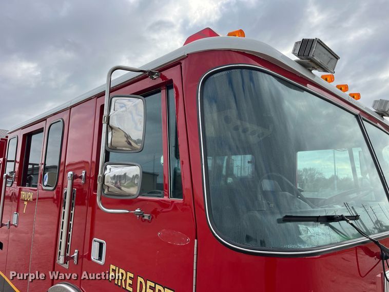 image for item DP2133 1990 Pierce Lance  pumper fire truck