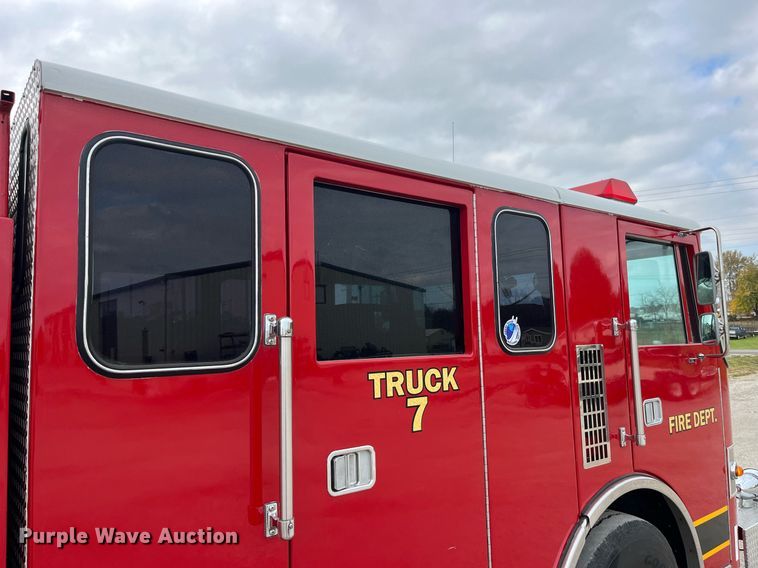 image for item DP2133 1990 Pierce Lance  pumper fire truck