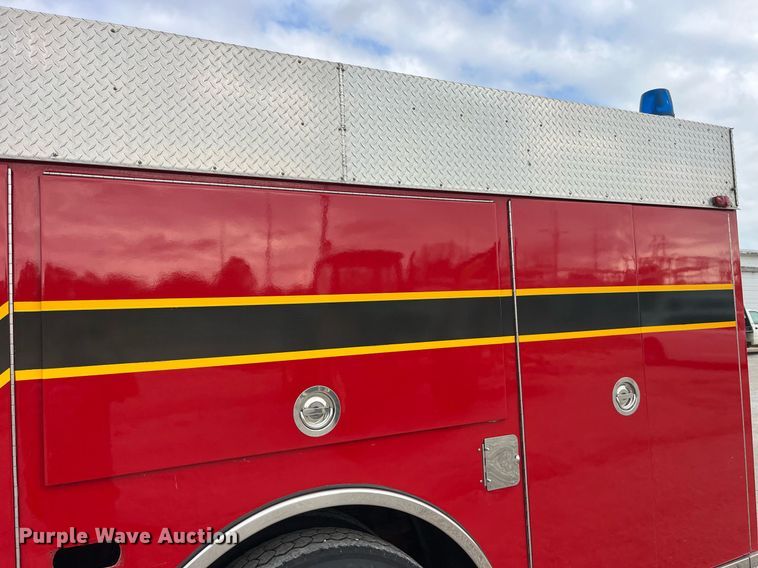 image for item DP2133 1990 Pierce Lance  pumper fire truck