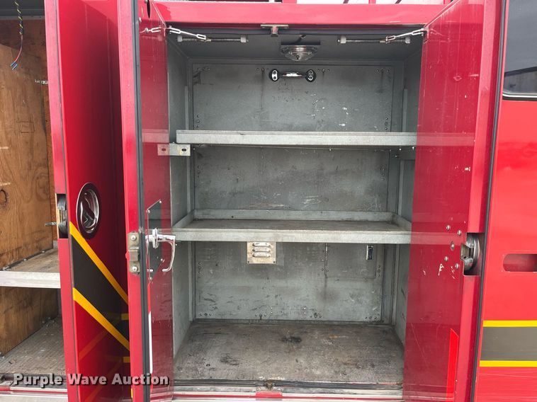 image for item DP2133 1990 Pierce Lance  pumper fire truck