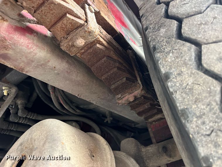 image for item DP2133 1990 Pierce Lance  pumper fire truck