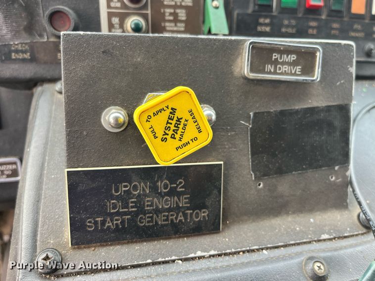 image for item DP2133 1990 Pierce Lance  pumper fire truck