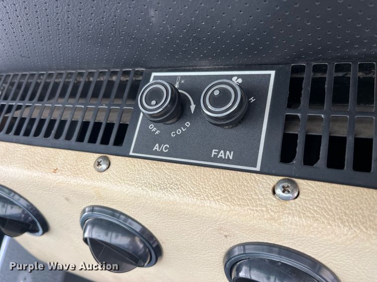 image for item DP2133 1990 Pierce Lance  pumper fire truck