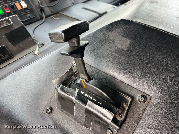 image for item DP2133 1990 Pierce Lance  pumper fire truck