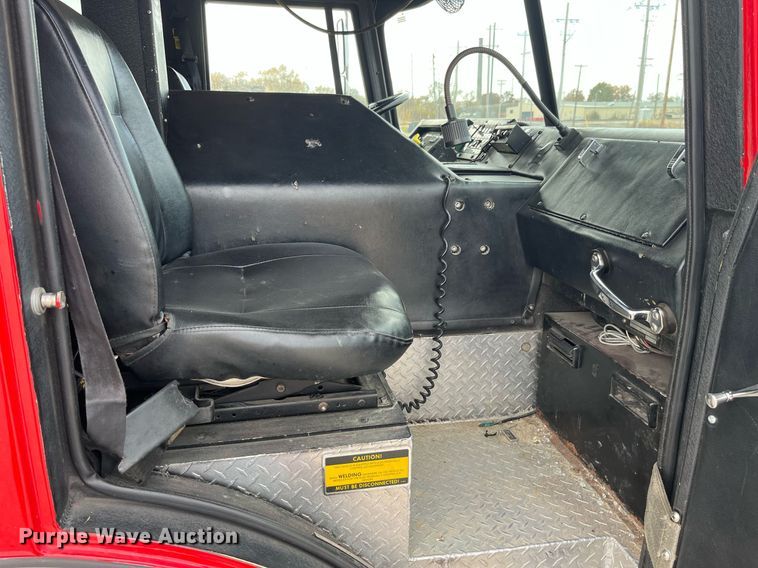 image for item DP2133 1990 Pierce Lance  pumper fire truck