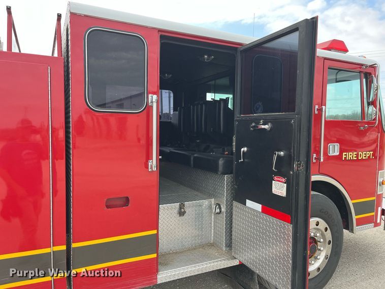 image for item DP2133 1990 Pierce Lance  pumper fire truck