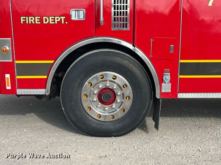 image for item DP2133 1990 Pierce Lance  pumper fire truck