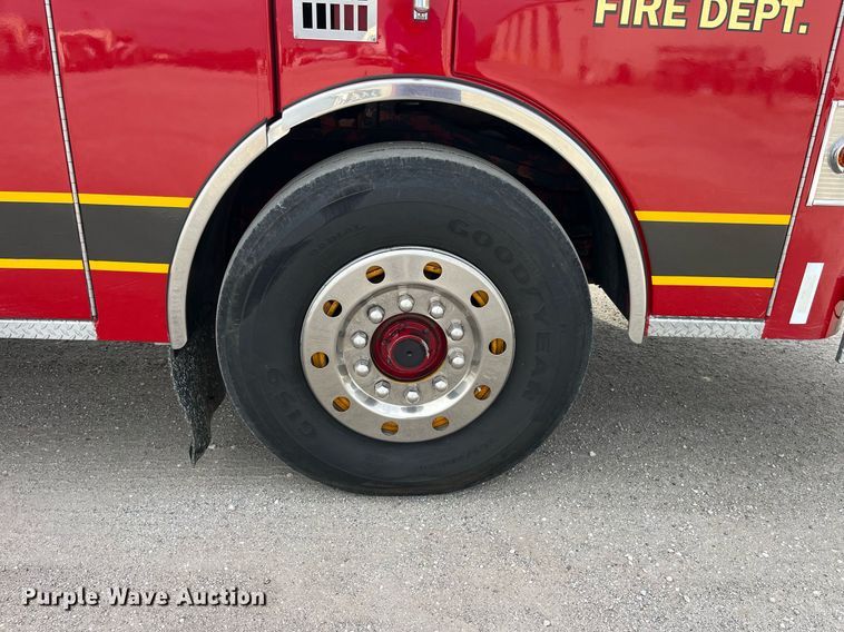 image for item DP2133 1990 Pierce Lance  pumper fire truck